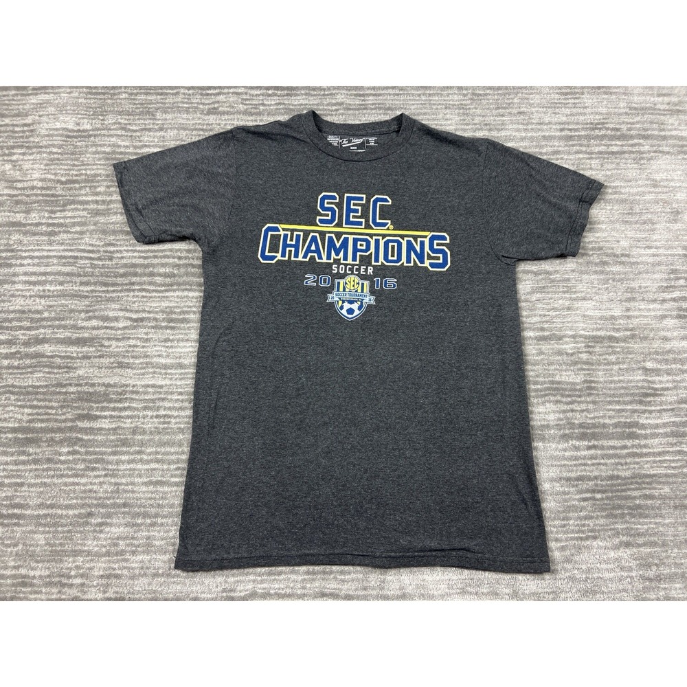 The Victory T-Shirt Mens Medium Gray SEC Champions Soccer 2016 Graphic Tee